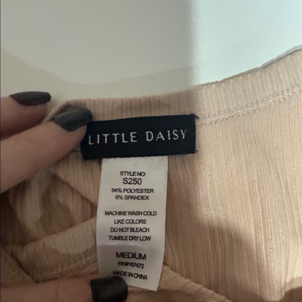 Beige Ribbed Crop Top - Picture 3 of 3